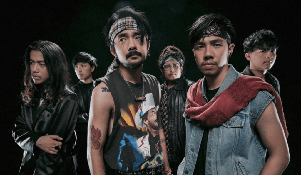 เนื้อเพลงโดย ไททศมิตร แดงกับเขียว